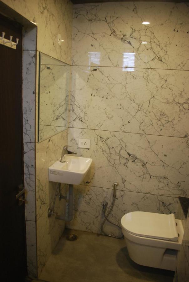 New Sunder Hotel